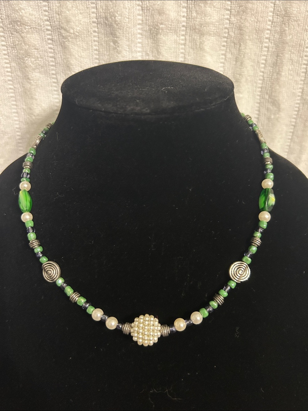 Green Bead and Pearl Cluster Necklace with Silver Accents